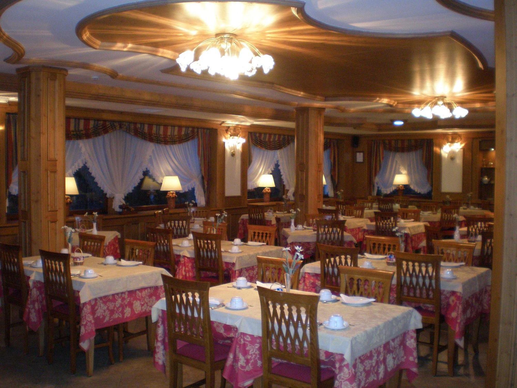 Hotel Edelweiss Pré-Saint-Didier Buitenkant foto