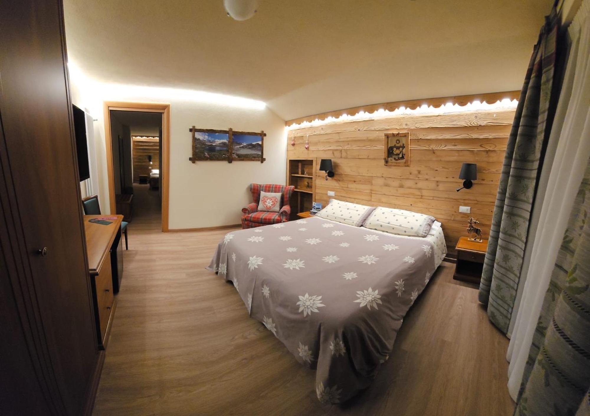 Hotel Edelweiss Pré-Saint-Didier Buitenkant foto