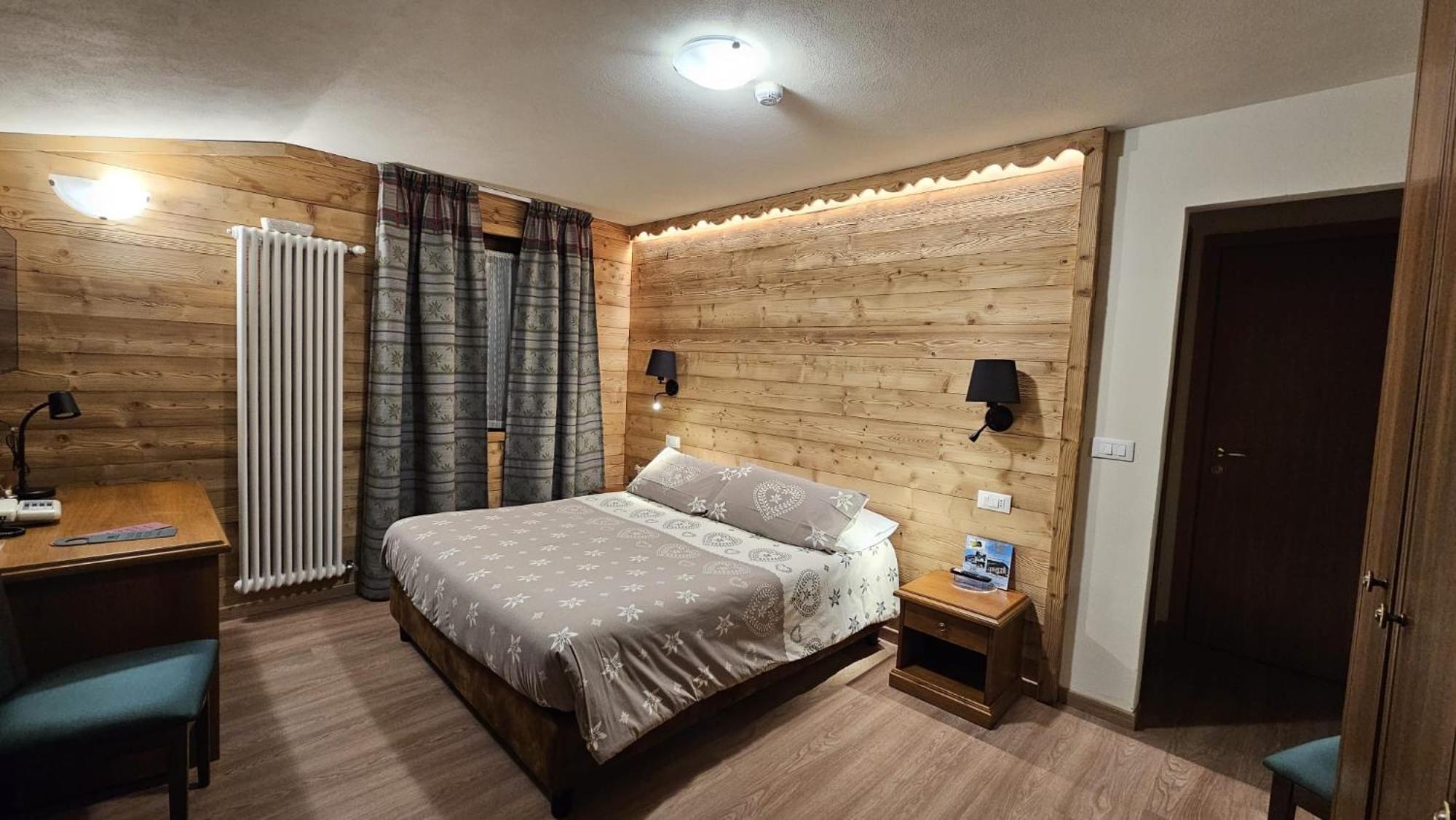 Hotel Edelweiss Pré-Saint-Didier Buitenkant foto