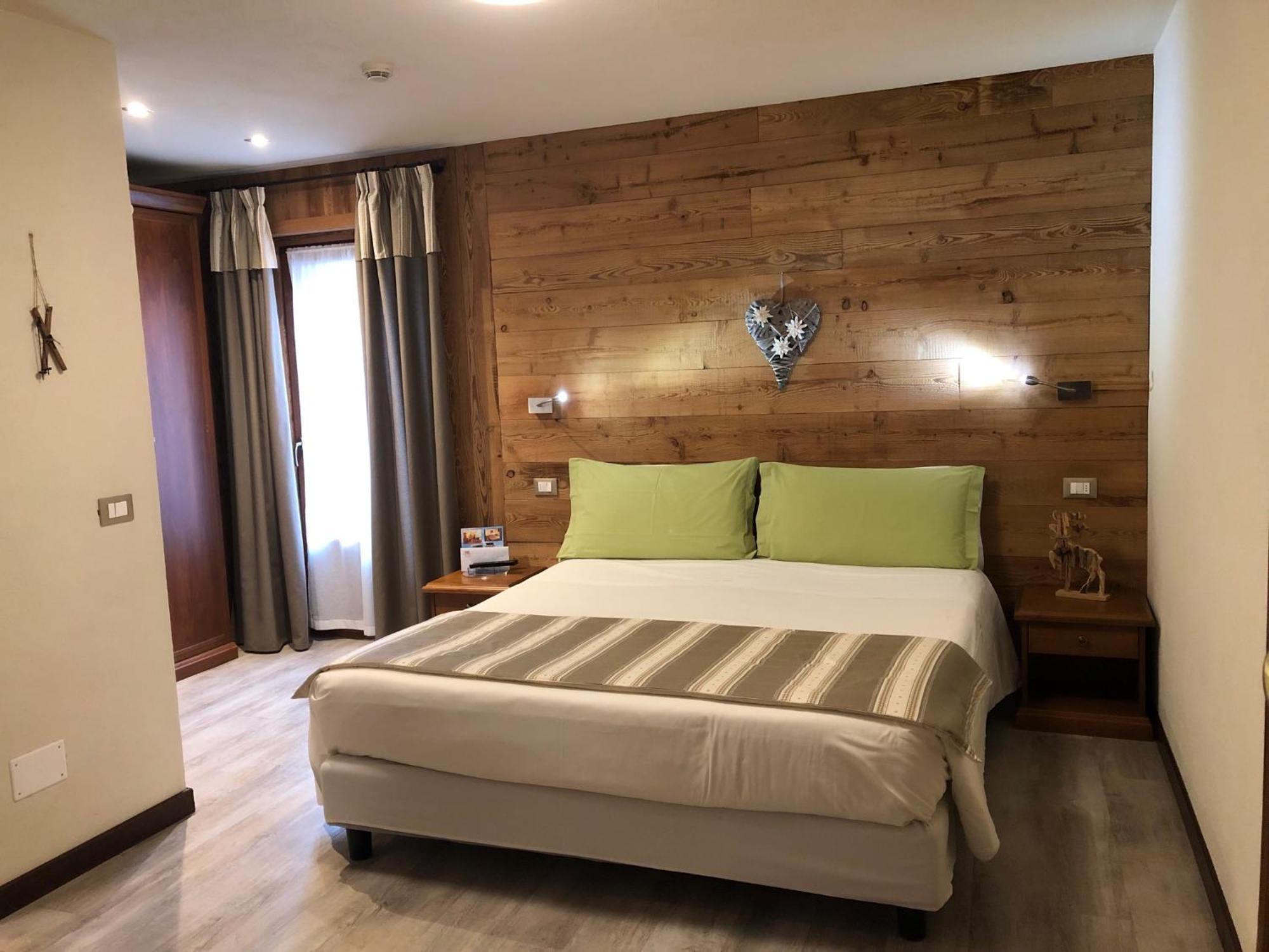 Hotel Edelweiss Pré-Saint-Didier Buitenkant foto